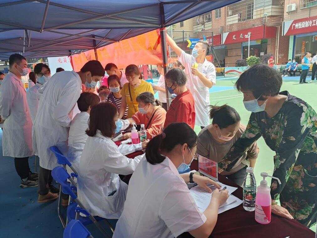 咸安浮山街道书台社区“心灵驿站”构筑居民幸福港湾